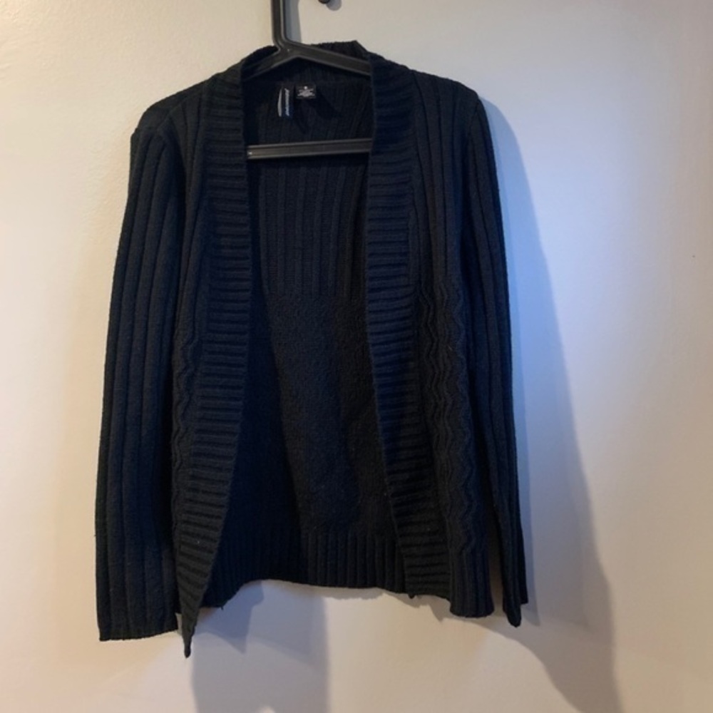 Jason Maxwell | black cardigan